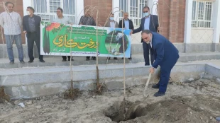 آیین کاشت  نهال در هفته گرامیداشت منابع طبیعی و روز درختکاری در آموزشکده های استان خراسان جنوبی 5