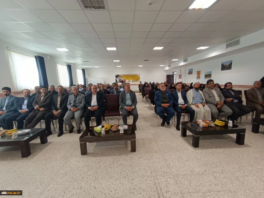 با حضور ریاست دانشگاه ملی مهارت کشور صورت گرفت؛
معارفه سرپرست آموزشکده پسران بیرجند ( ابن حسام) ـ واحد استانی خراسان جنوبی و تکریم رئیس پیشین این دانشگاه
 8